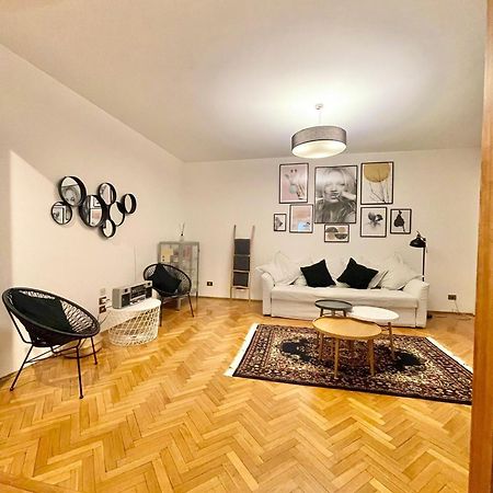 Residenza Xxx Aprile Leilighet Merano Eksteriør bilde