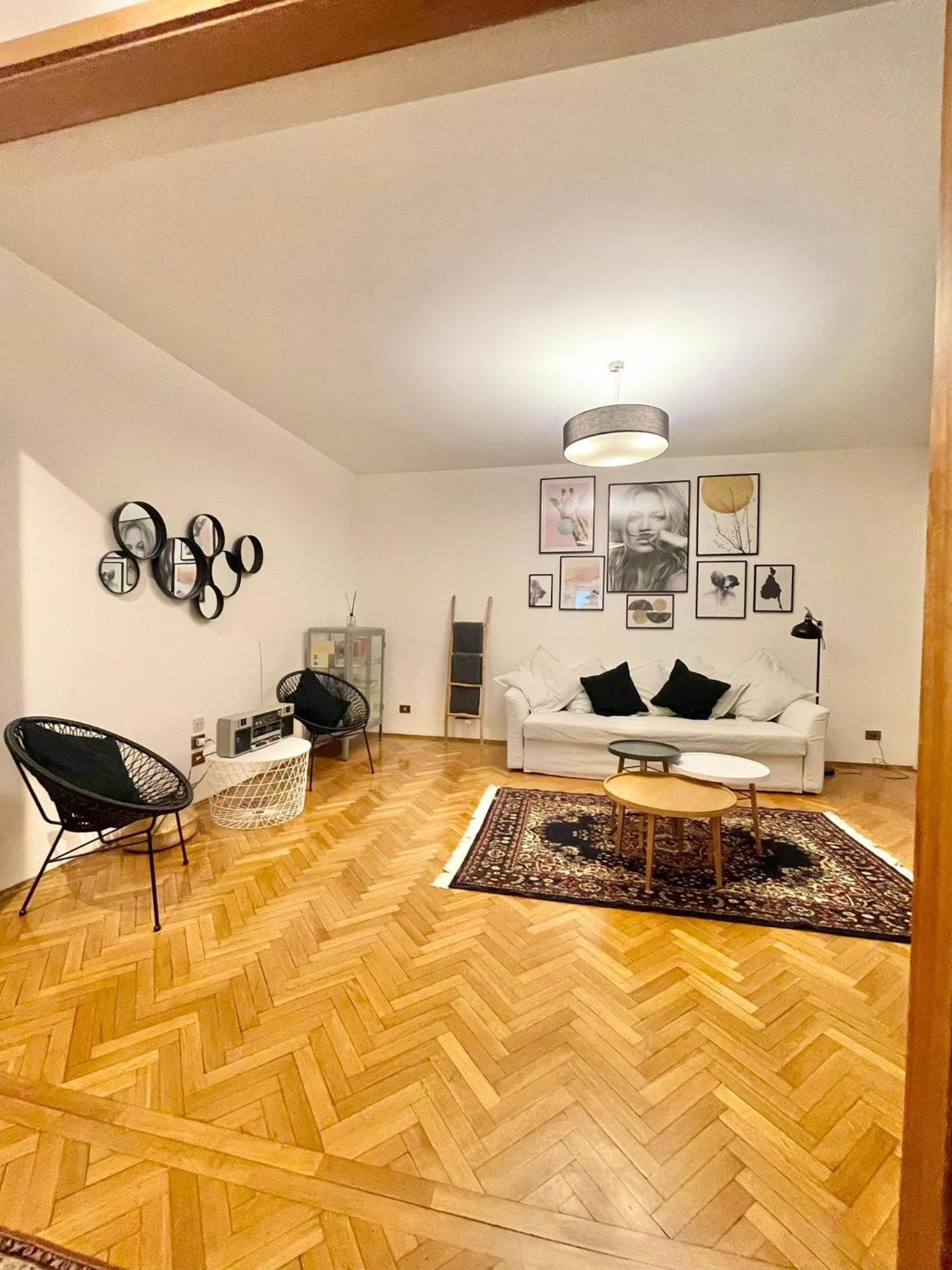 Residenza Xxx Aprile Leilighet Merano Eksteriør bilde